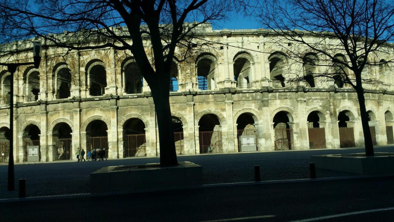 Domus Titus Spacieux T2 Proche De La Gare Nîmes Buitenkant foto